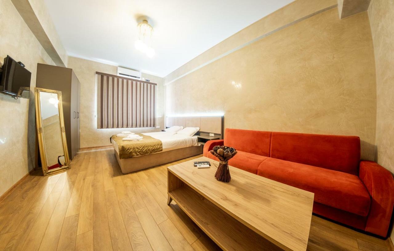 Sofia Crown Life Apartment Екстериор снимка