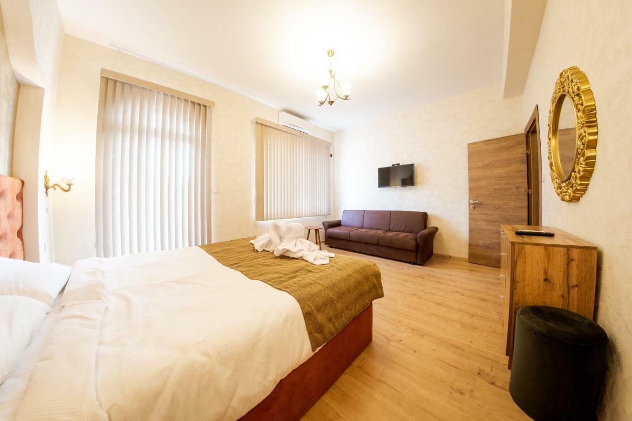 Sofia Crown Life Apartment Екстериор снимка