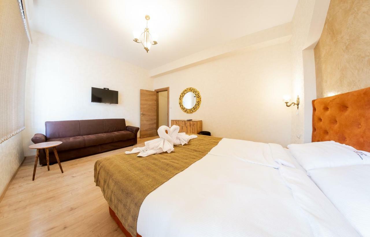 Sofia Crown Life Apartment Екстериор снимка