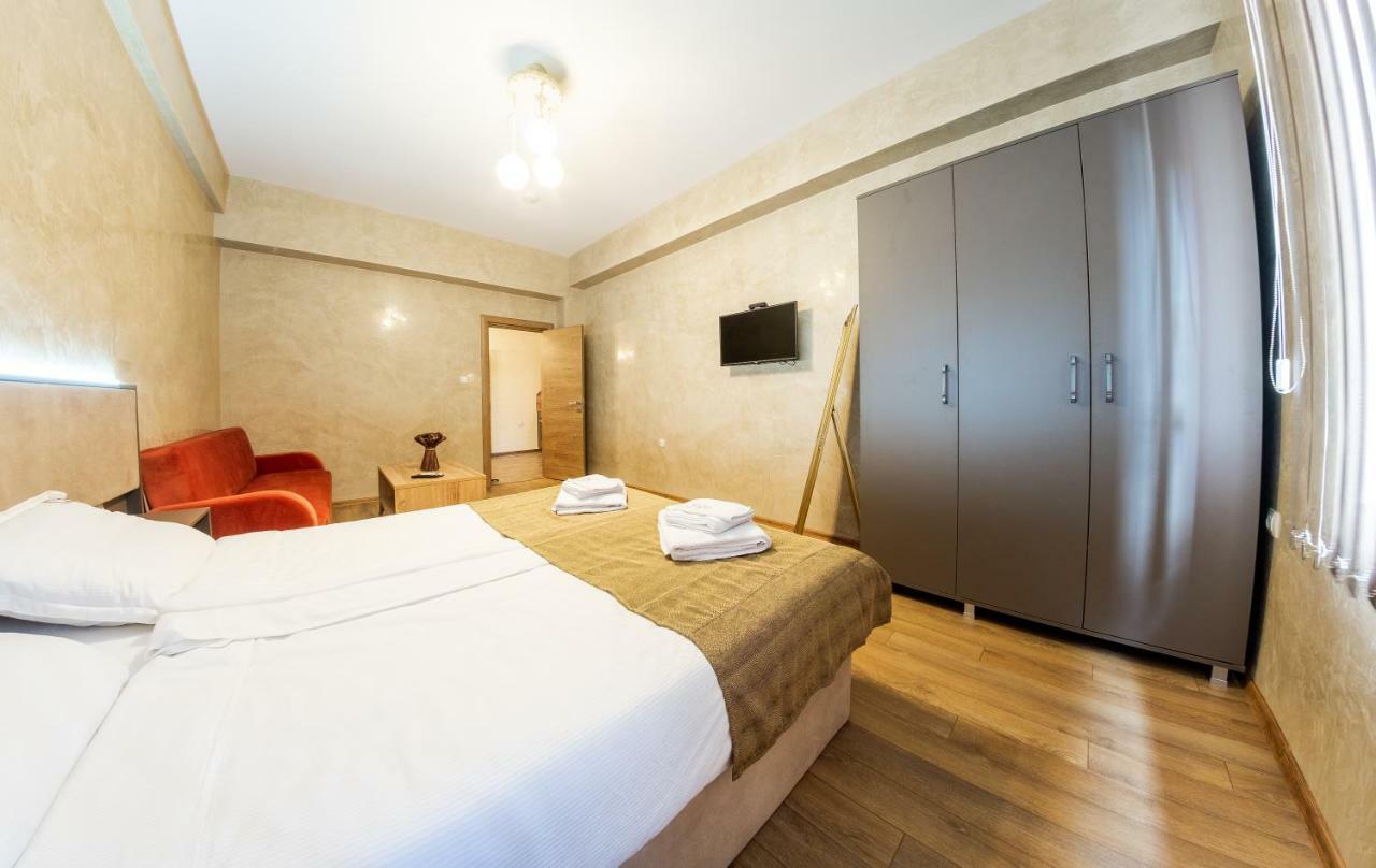 Sofia Crown Life Apartment Екстериор снимка