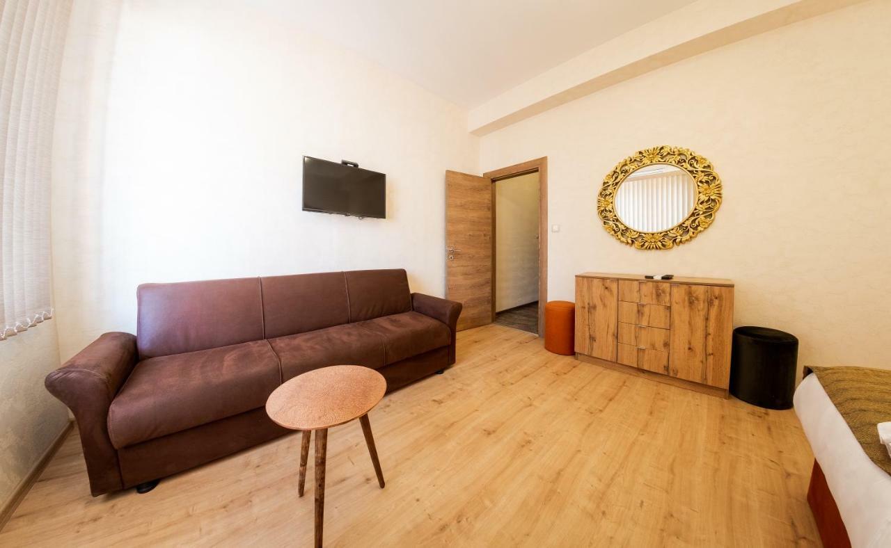 Sofia Crown Life Apartment Екстериор снимка